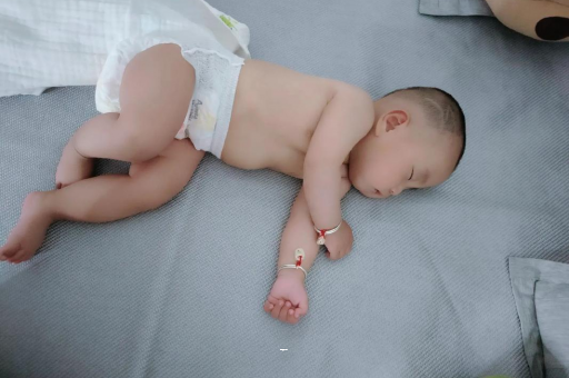 岑溪宝宝奶量标准